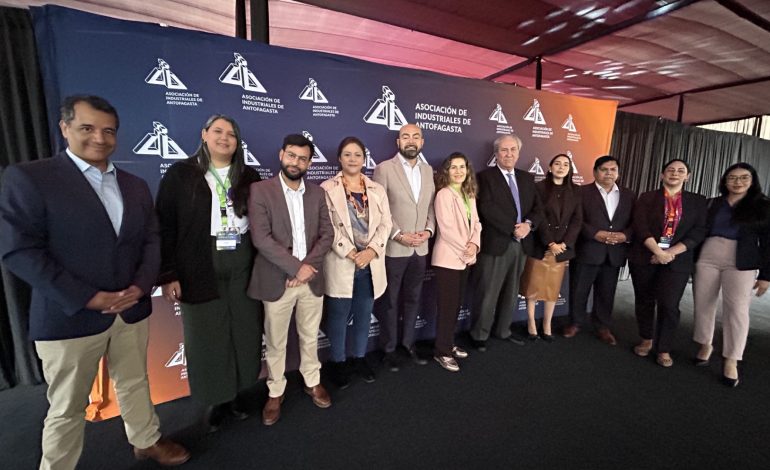 Antofagasta potencia colaboración tecnológica en encuentro de innovación AIA-SICEP