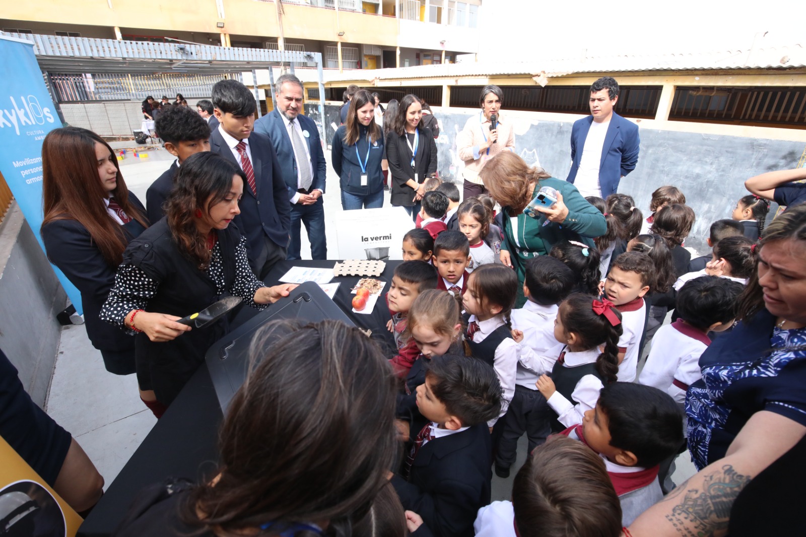 “Barrio Circular” llegó al instituto ICEDUC