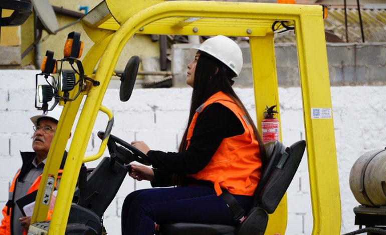 CEIM forma primeras generaciones de equipos CAEX en La Serena