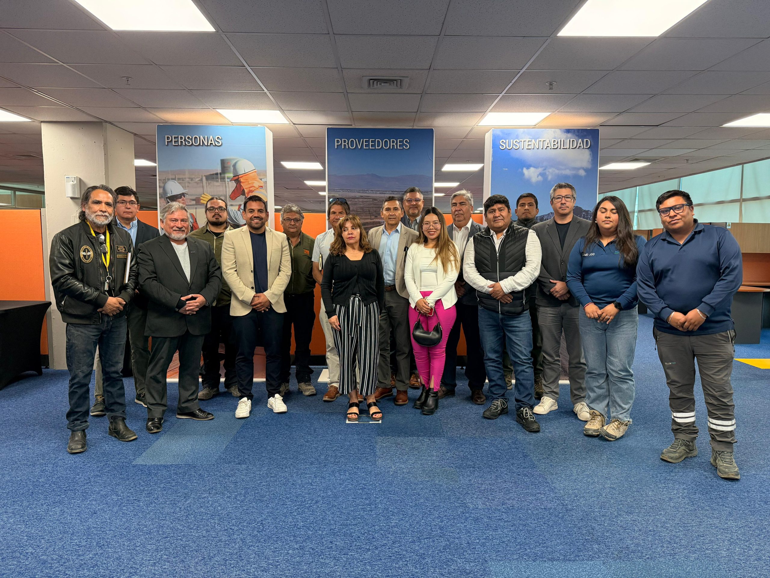 Clúster Minero destaca participación de proveedores locales en charla sobre Innovación Abierta