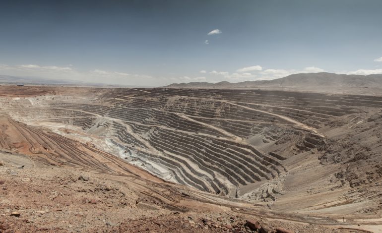 Aprueban proyecto que extiende la vida útil de División Ministro Hales hasta 2054