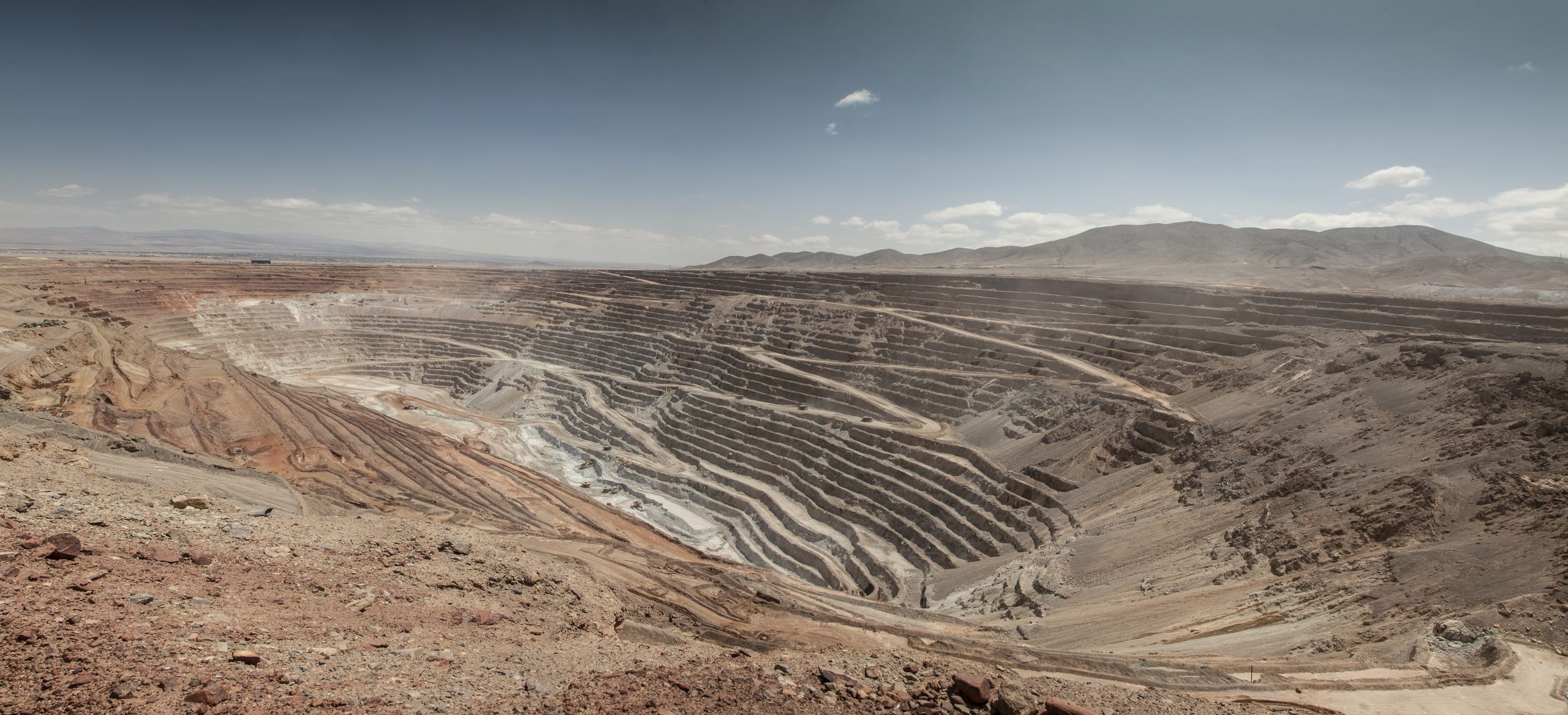 Aprueban proyecto que extiende la vida útil de División Ministro Hales hasta 2054