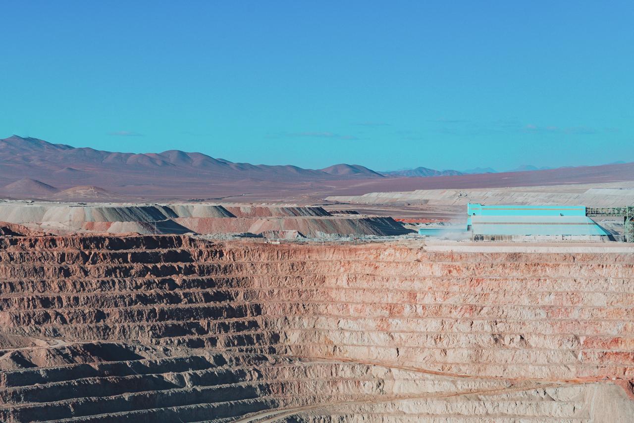 Escondida | BHP advierte que bloqueos en ruta minera perjudican el descanso y turnos de miles de trabajadores