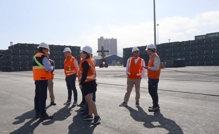 Puerto Antofagasta presentó sus proyectos estratégicos a delegaciones de Argentina y Brasil
