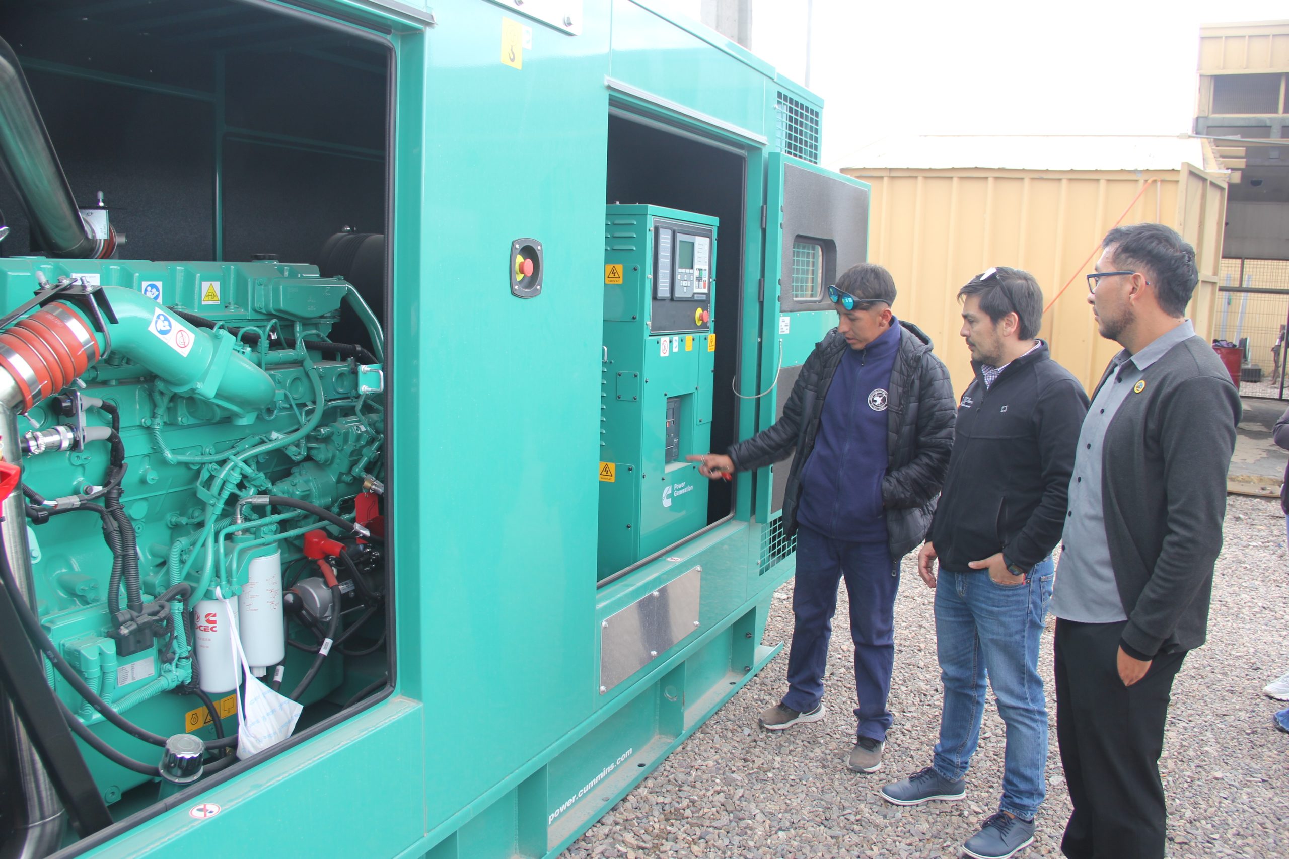 Minera El Abra dona generador que abastecerá al 85% de Ollagüe