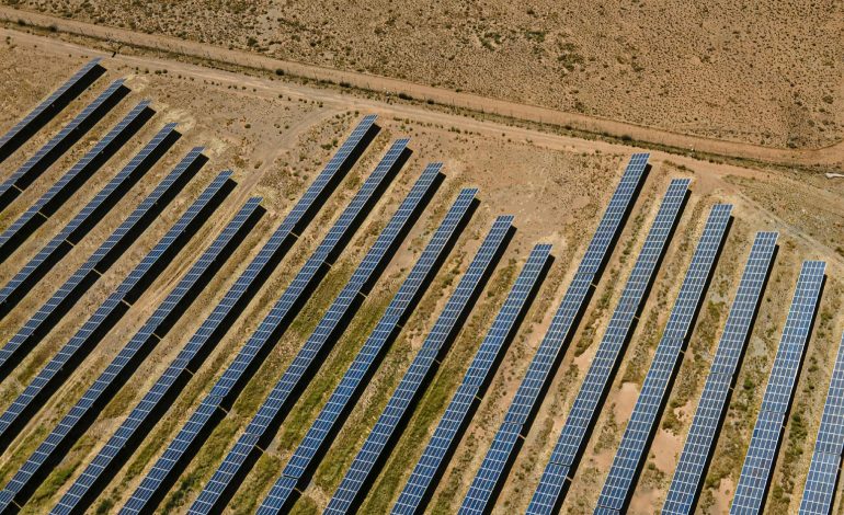 Modernización del Modelo de Distribución Eléctrica será eje central del debate en Proyecta Solar 2026