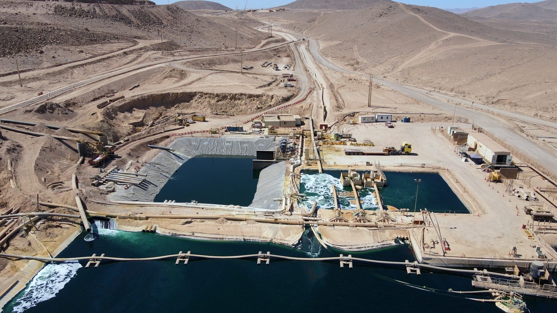 Minera Lomas Bayas realiza histórica mantención en su infraestructura crítica