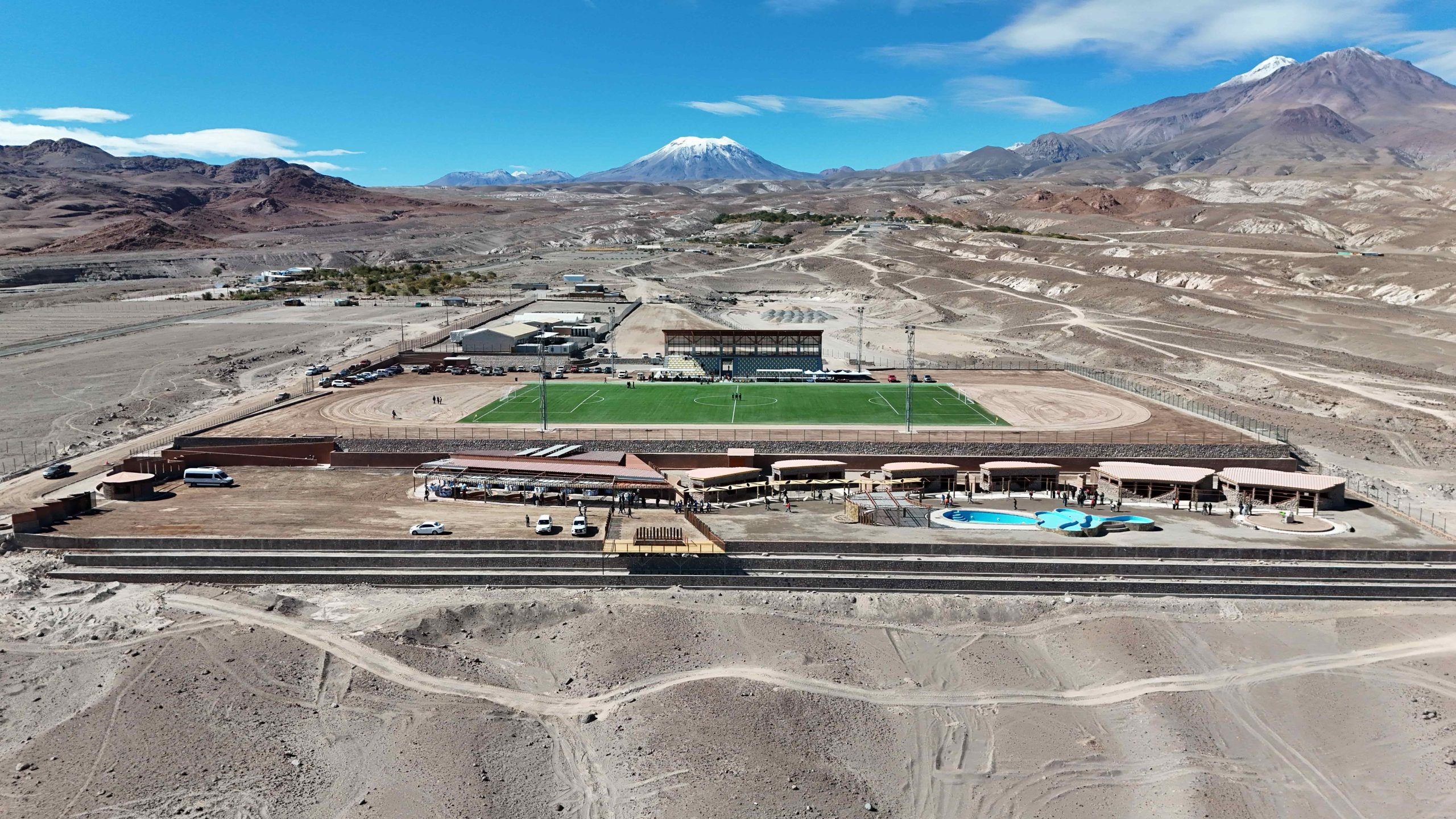 Novandino Litio inaugura Centro deportivo y cultural en Camar