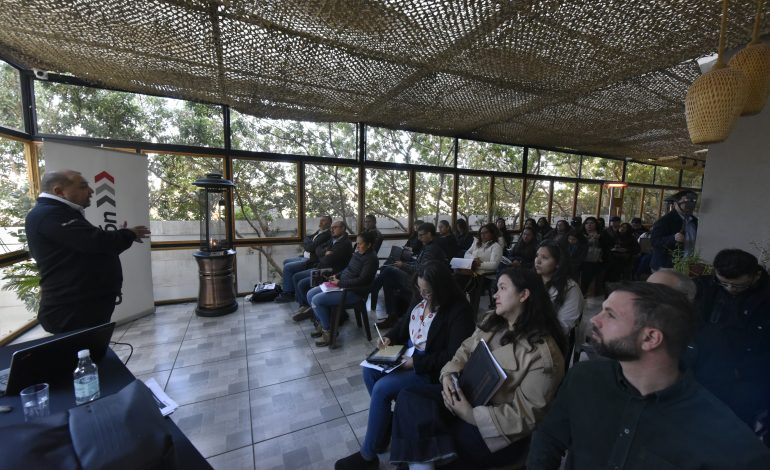 57 microempresas de la región fortalecen competencias en programa de desarrollo de proveedores de minera El Abra