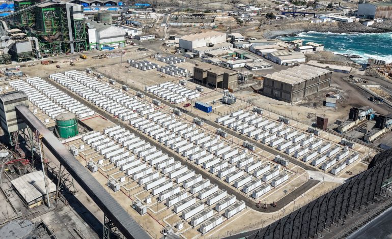 Inauguran primer complejo energético reconvertido del país en Tocopilla