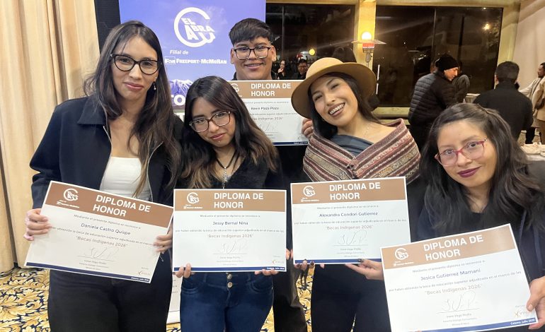Minera El Abra entregó becas a 98 estudiantes de Alto El Loa y Calama