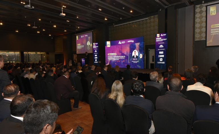 Inversión, Logística, Energía y Minería fueron abordados en seminario con mirada regional
