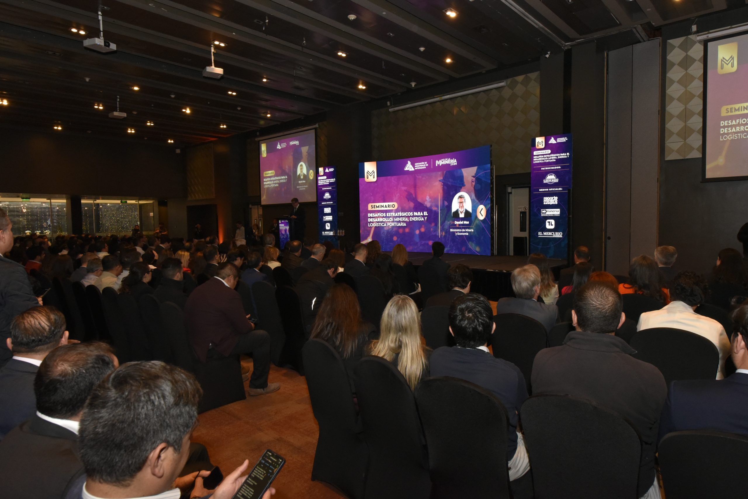 Inversión, Logística, Energía y Minería fueron abordados en seminario con mirada regional