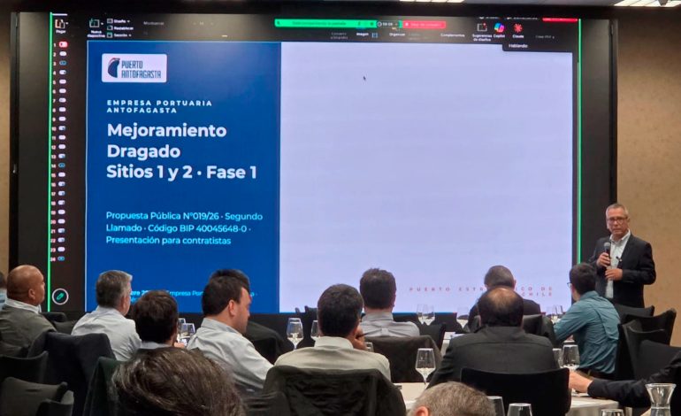 Puerto Antofagasta presenta alcances técnicos de licitación de dragado a empresas especializadas